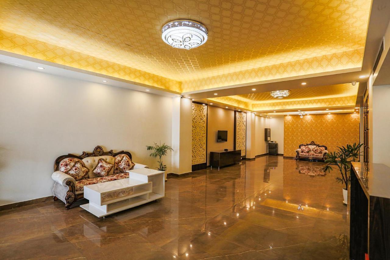 Fabexpress Kapashera Residency Near Igi Airport New Delhi Gurgaon Esterno foto