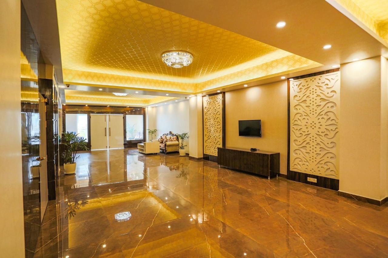 Fabexpress Kapashera Residency Near Igi Airport New Delhi Gurgaon Esterno foto
